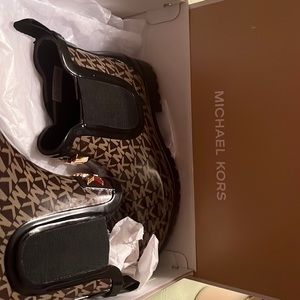 Brand new brown and cream mk rain boots